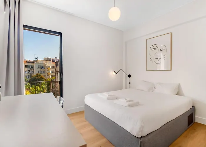 New 2br Fancy Luminous W/ Ac | By Airnest Διαμέρισμα *