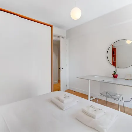 New 2br Fancy Luminous W/ Ac | By Airnest